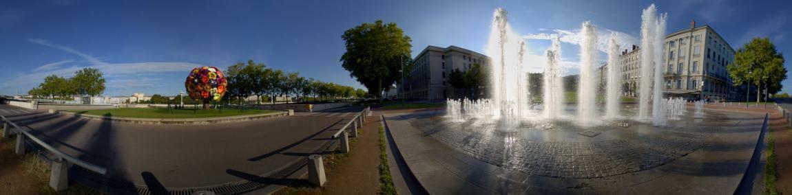 Copyright ©L.Benoit-jet d eau bouquet 360