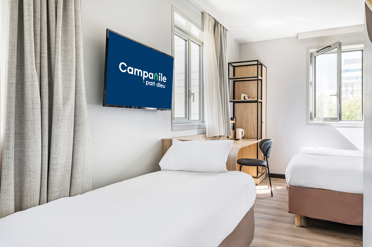 Copyright Copyright © 2024 Marine Piolat