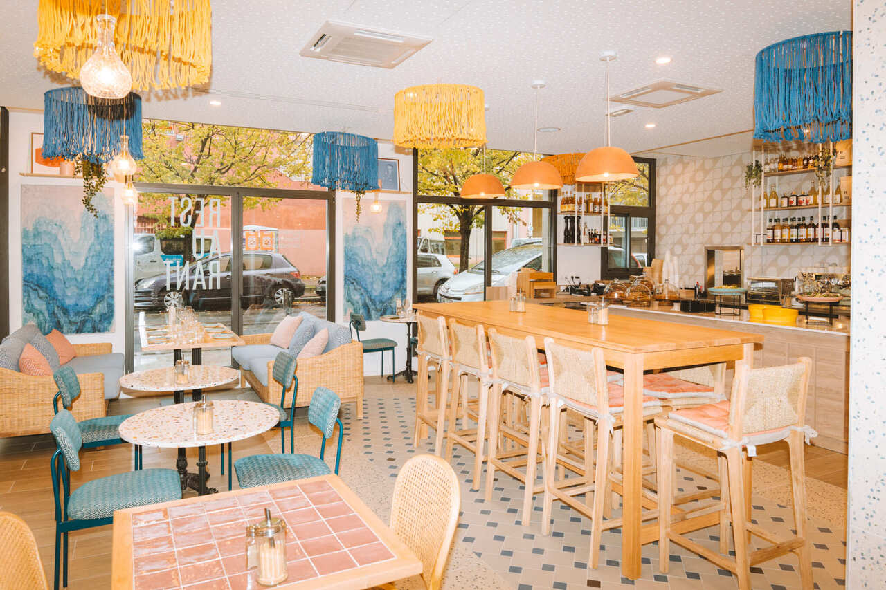 Copyright Alex Tarin