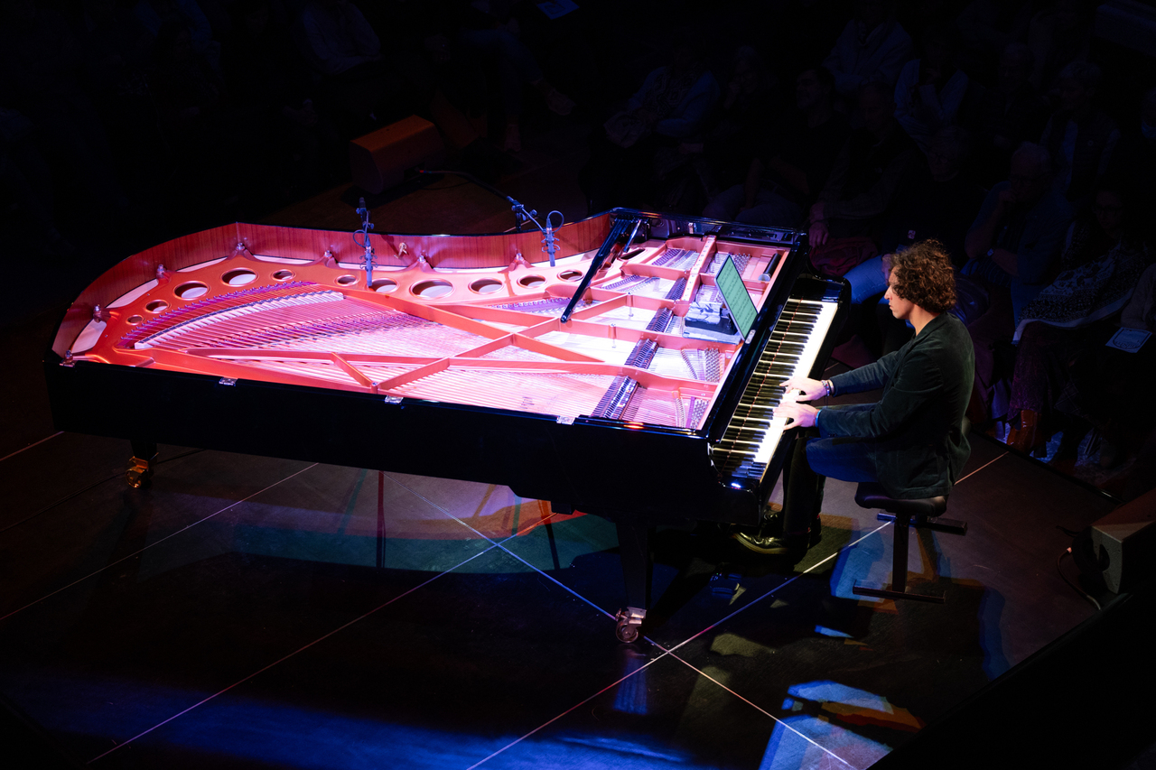 Copyright William Sundfor