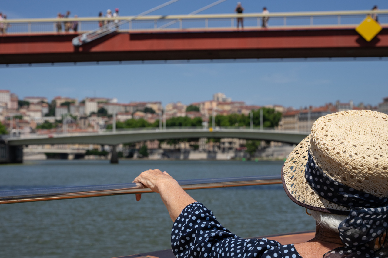 Copyright ©ONLYLYON