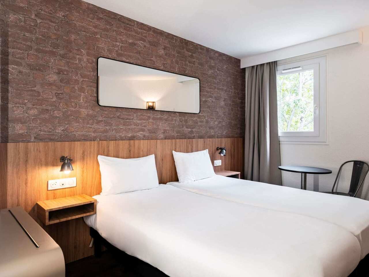 Copyright Stanislas GROS