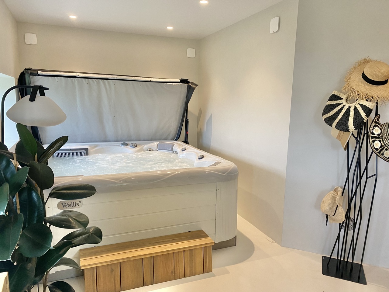 Copyright ML de Valbray