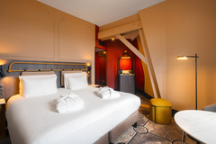 Copyright Cyril Mouty