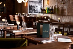 Copyright Nicolas Villion