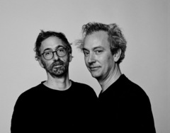 Copyright Yann Orhan