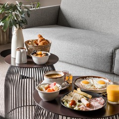 Petit déjeuner en chambre