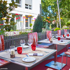 Terrasse restaurant Spark by Hilton Lyon Ouest