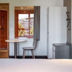 Chambre et salle d'eau