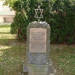 330px-laupheim_jewish_cemetery_-_monument.jpg