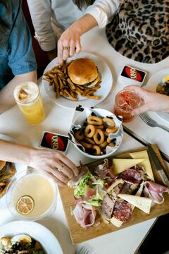 Copyright Sophie Chanimbaud