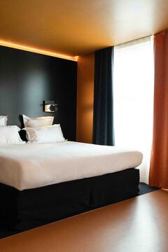 Copyright Laurence Revol