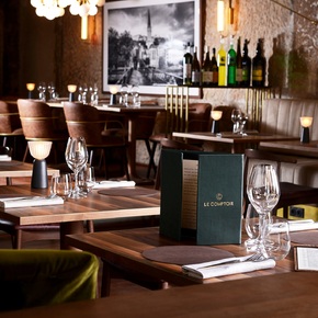 Copyright Nicolas Villion