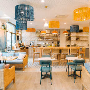 Copyright Alex Tarin