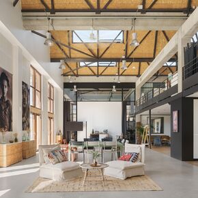 Copyright Vladimir de Mollerat