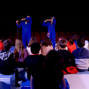 Copyright Les Guepes Rouges