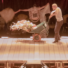 Copyright tg STAN ©Kurt Van Der Elst Billie Marcelis