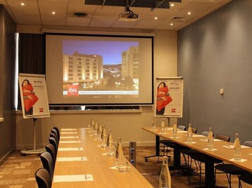 Copyright Ibis Lyon Gerland Pont Pasteur