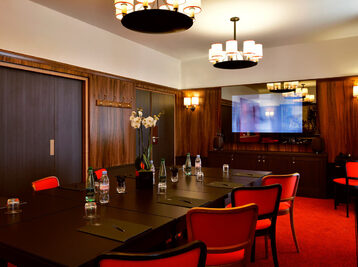 Copyright Carlton M Gallery