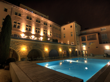 Copyright Laurent Vella