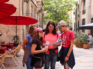 Copyright Elodie GRAND