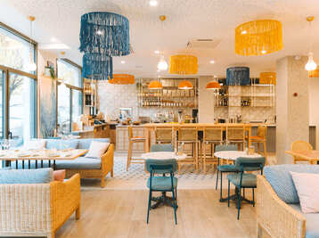 Copyright Alex Tarin