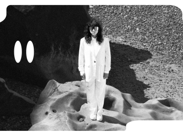 Copyright Laura Cahen