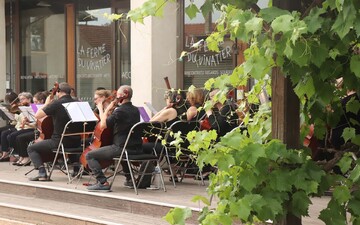 Scènes de rencontres Au coeur de tes oreilles_Bron