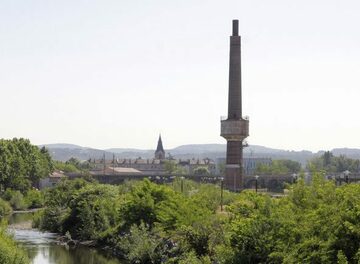 Cheminée de la Verrerie à Givors