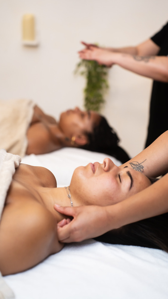 Copyright Premium Massage