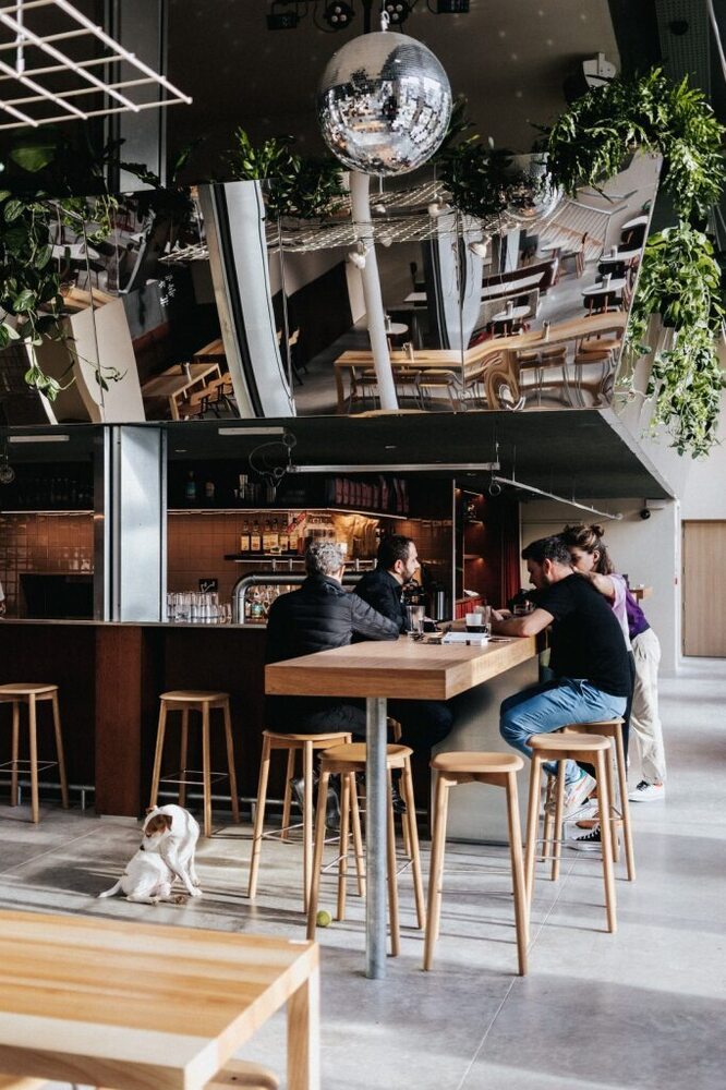 Copyright Laurence Revol