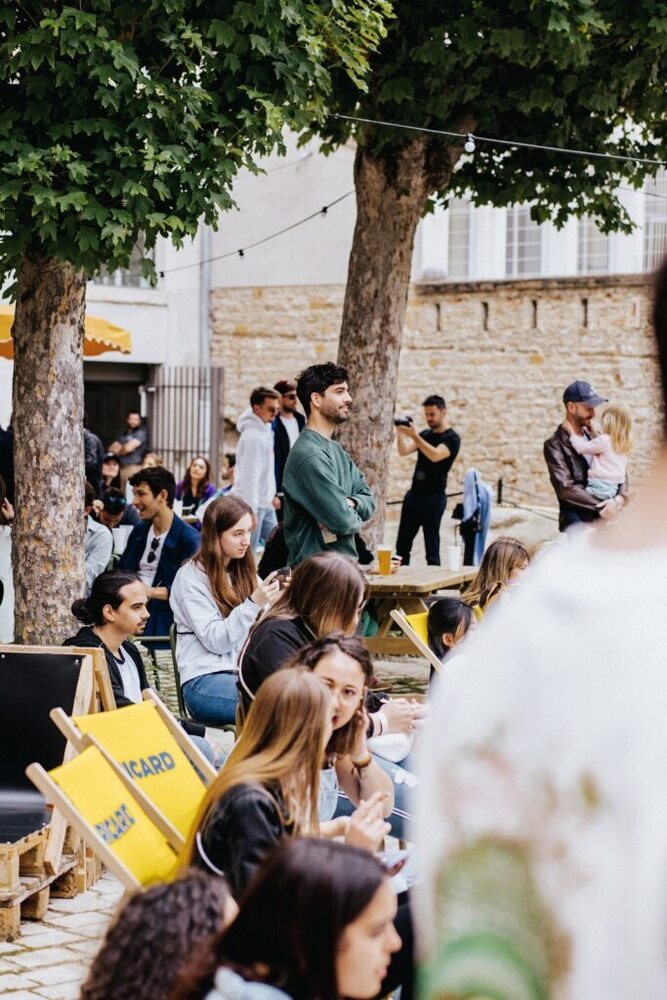 Copyright Laurence Revol