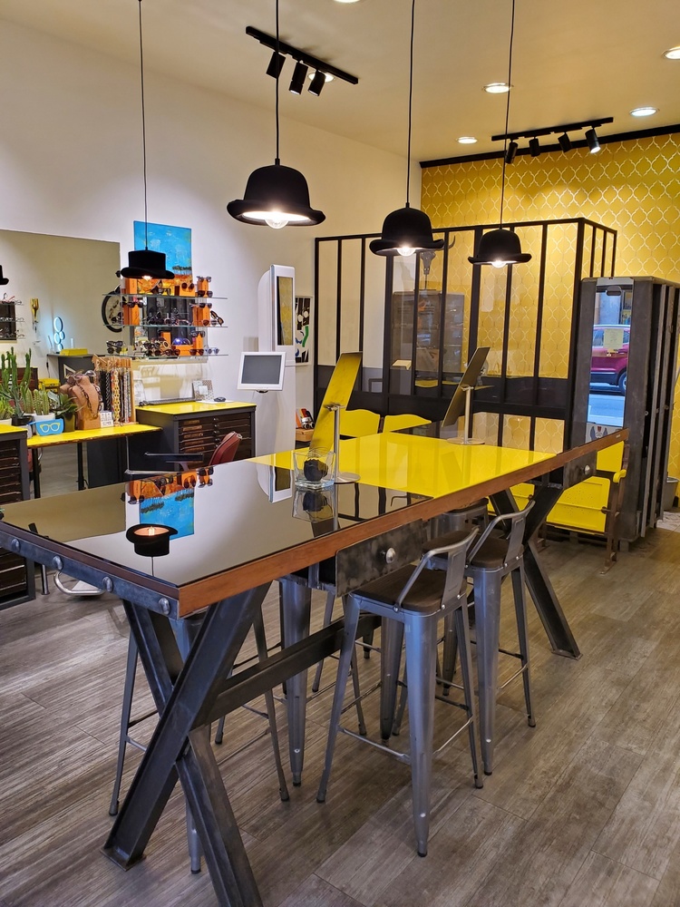 Copyright Les Yeux Noirs